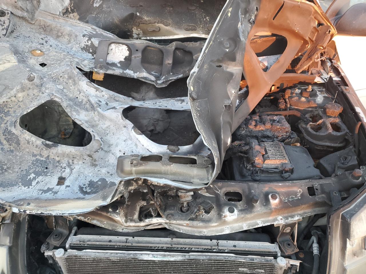 2005 Chevrolet Equinox - Image 12
