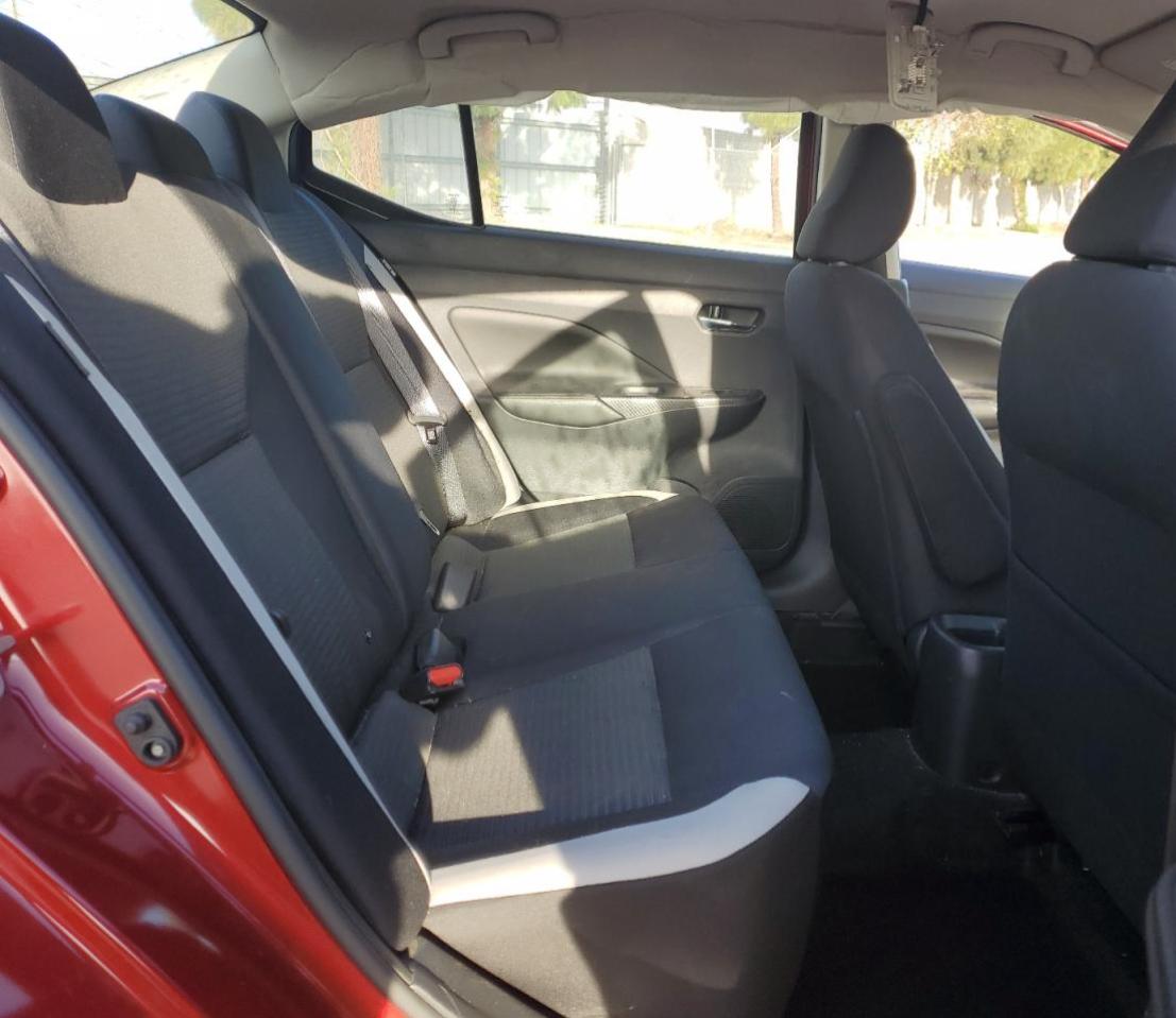 2020 Nissan Versa - Image 11