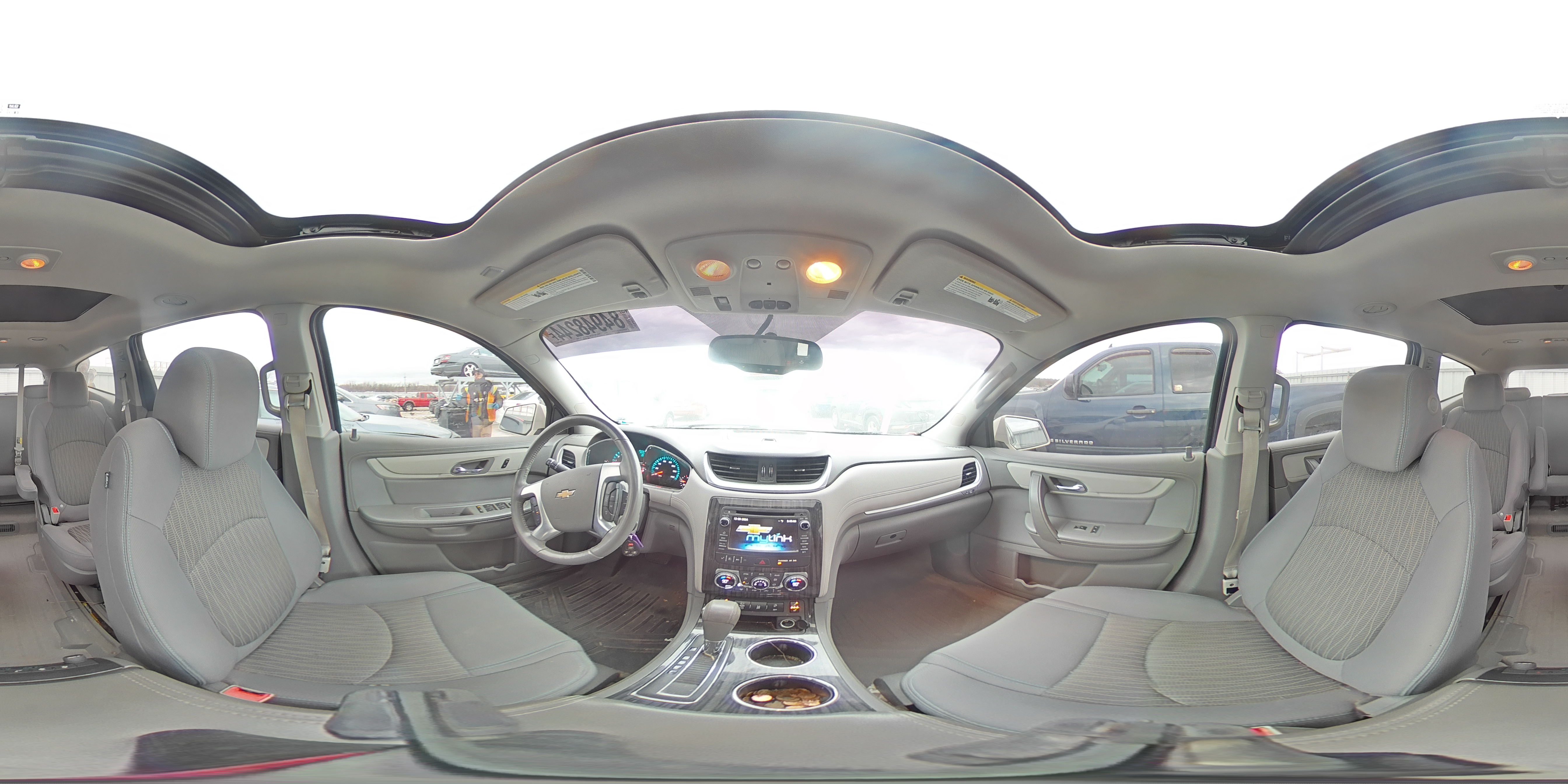 2014 Chevrolet Traverse - Image 14