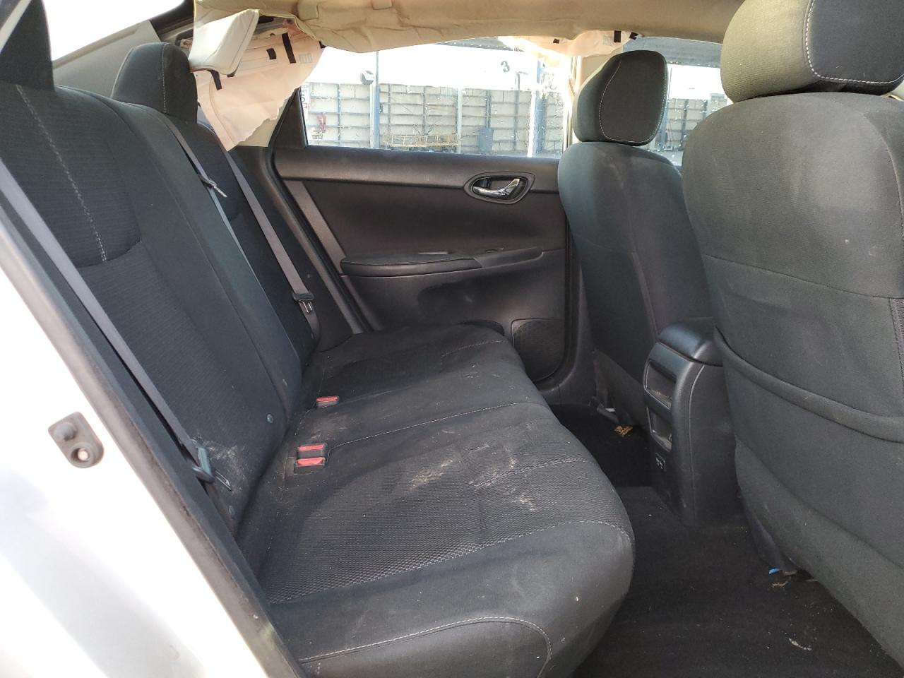2018 Nissan Sentra - Image 10