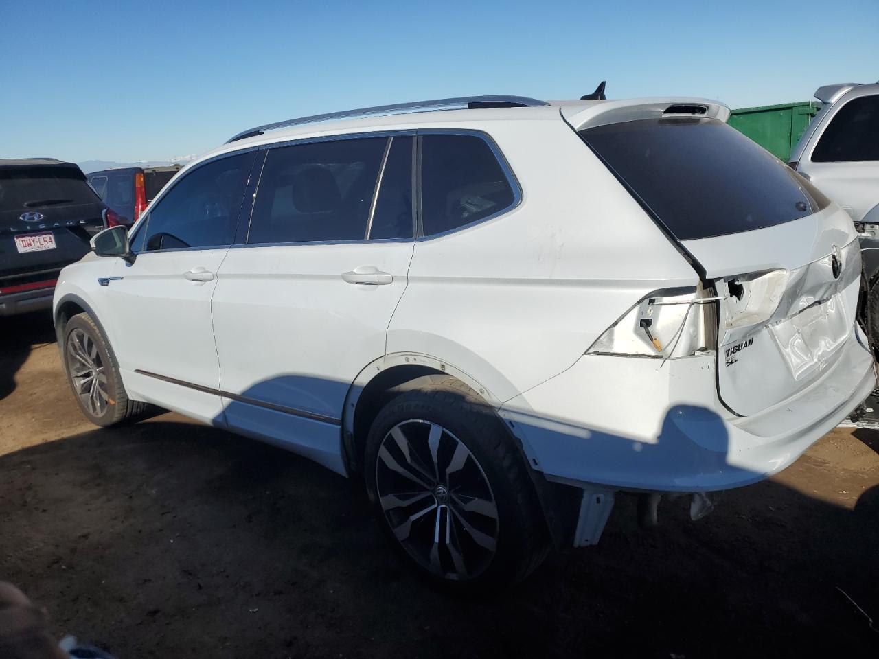 VIN 3VV4B7AX2KM061190 2019 VOLKSWAGEN TIGUAN no.2