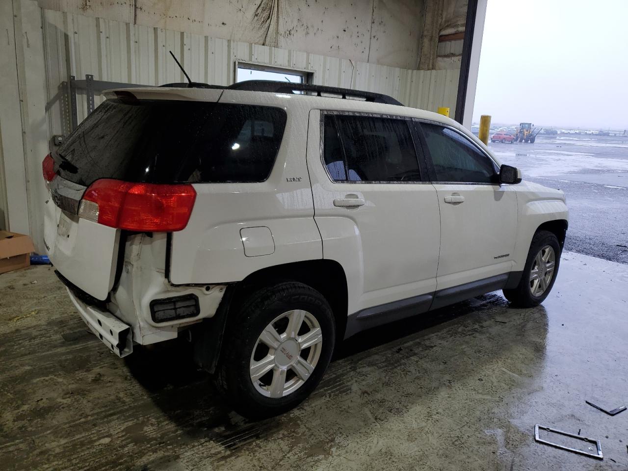 2015 GMC Terrain - Image 3