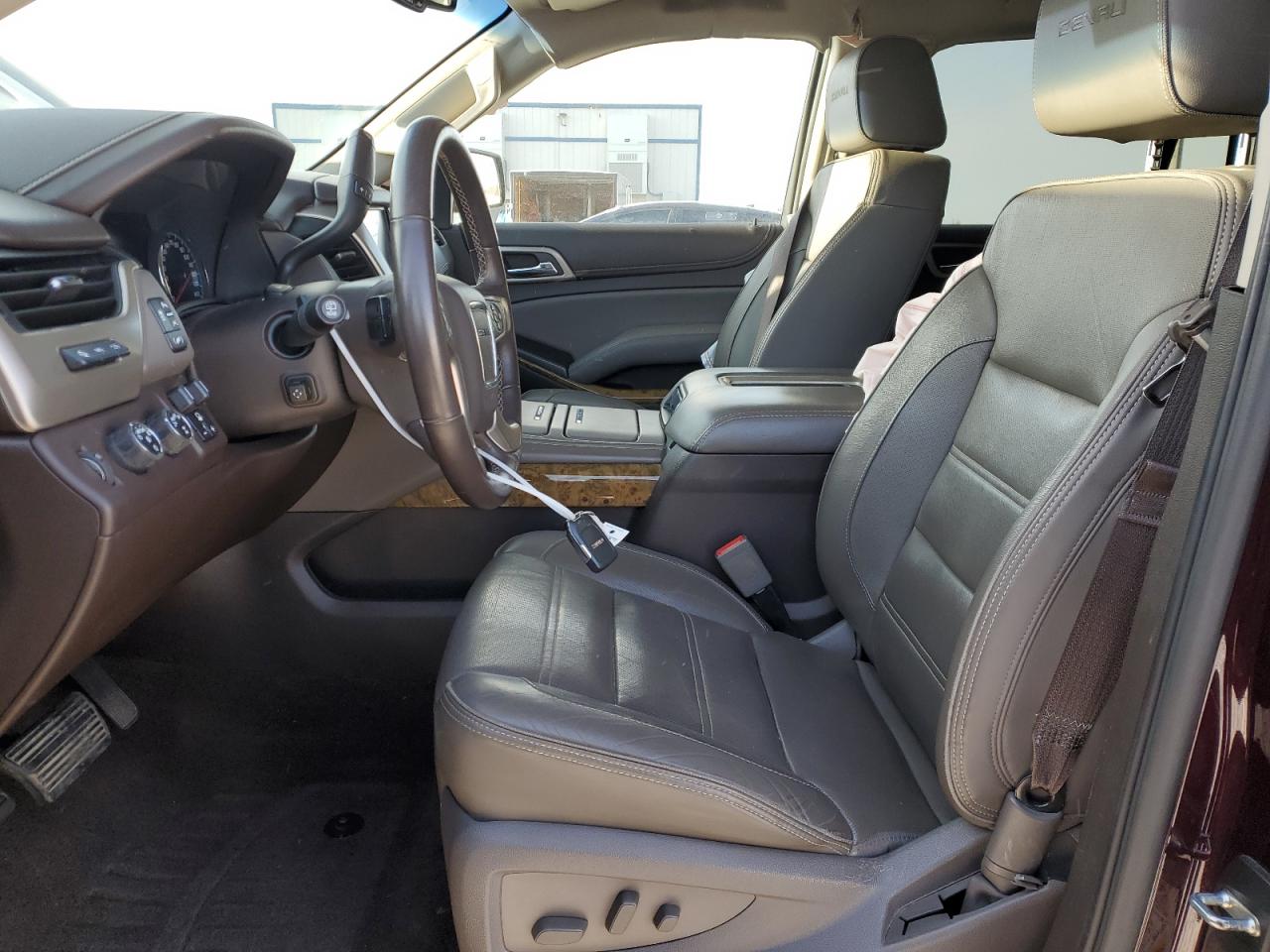 2017 GMC Yukon - Image 7