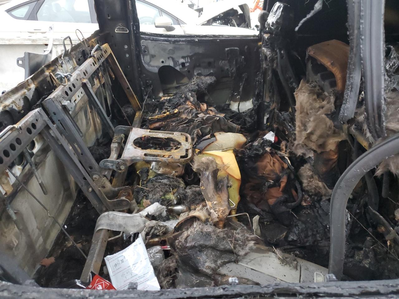 2016 Chevrolet Silverado - Image 10