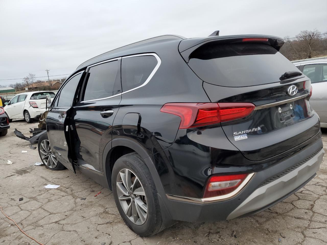 2020 Hyundai Santa Fe - Image 2
