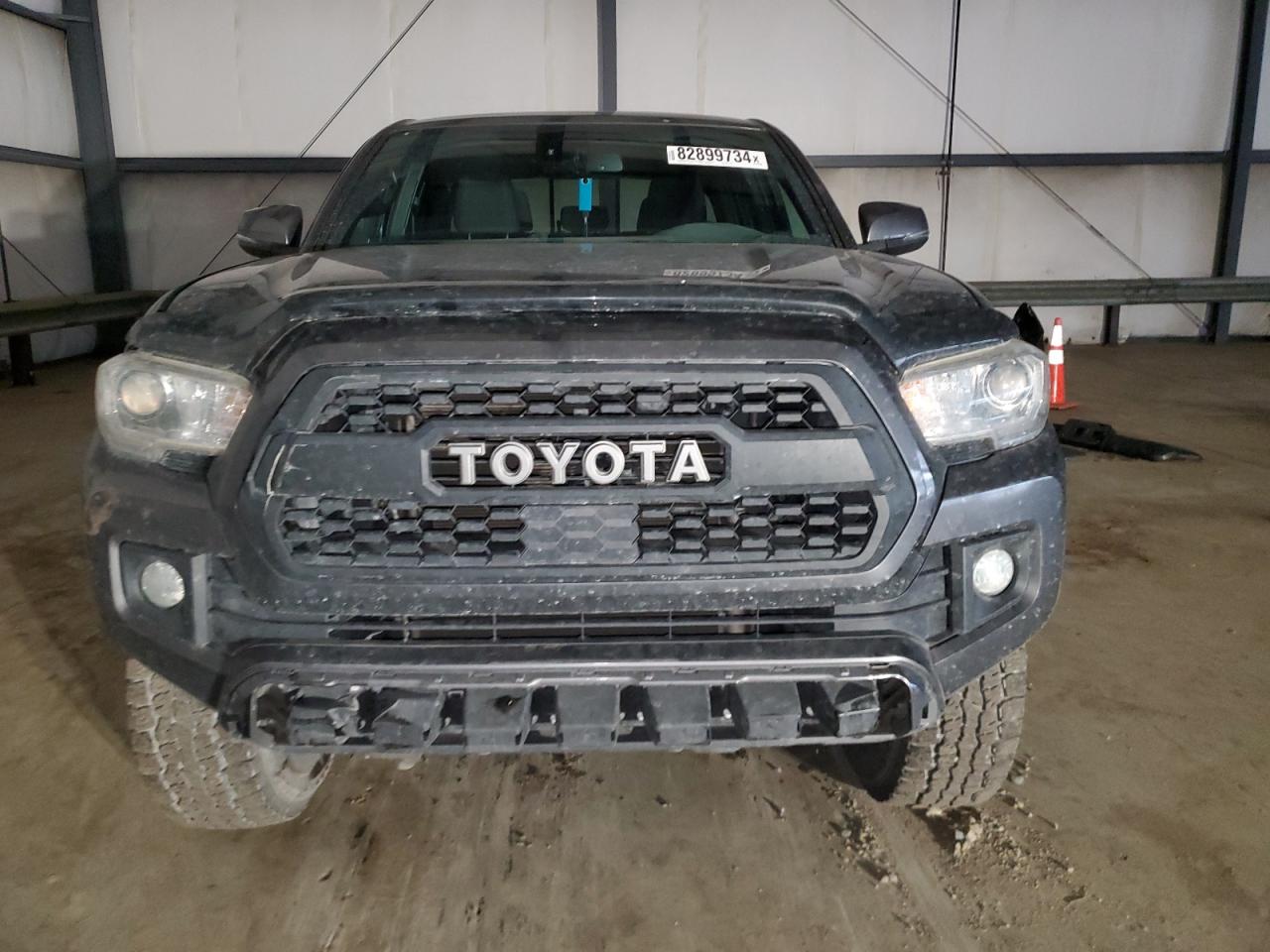 VIN 3TMDZ5BN8JM047109 2018 TOYOTA TACOMA no.5