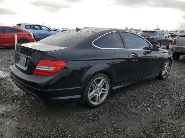  MERCEDES-BENZ C-CLASS 2015 Czarny