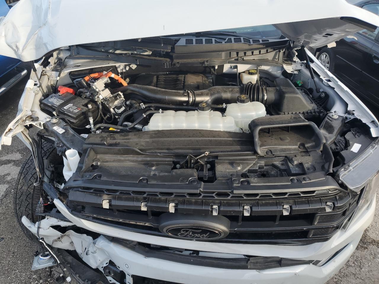 2023 Ford F-150 - Image 11