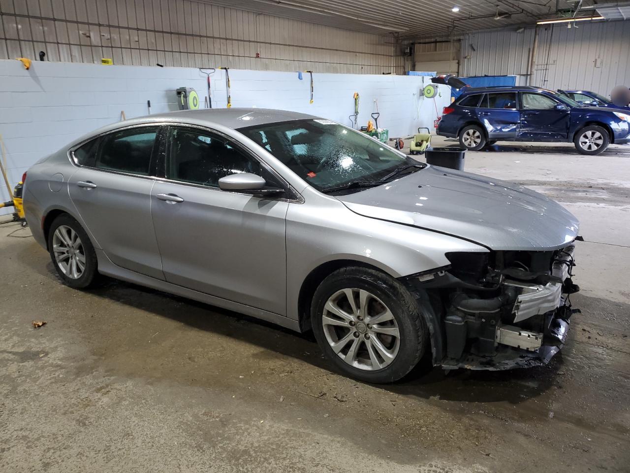 2015 Chrysler 200 - Image 4