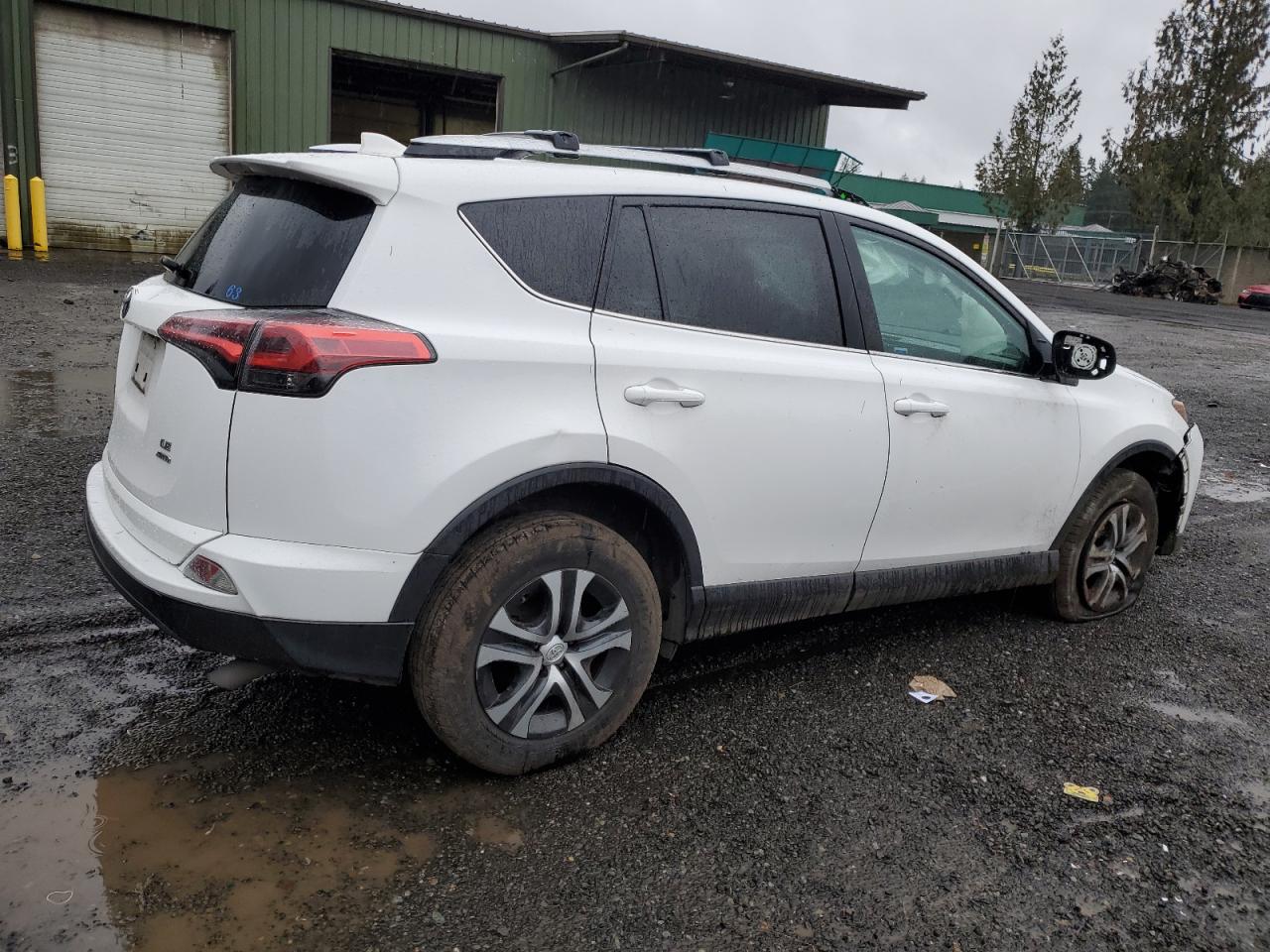 VIN 2T3BFREV6GW414115 2016 TOYOTA RAV4 no.3