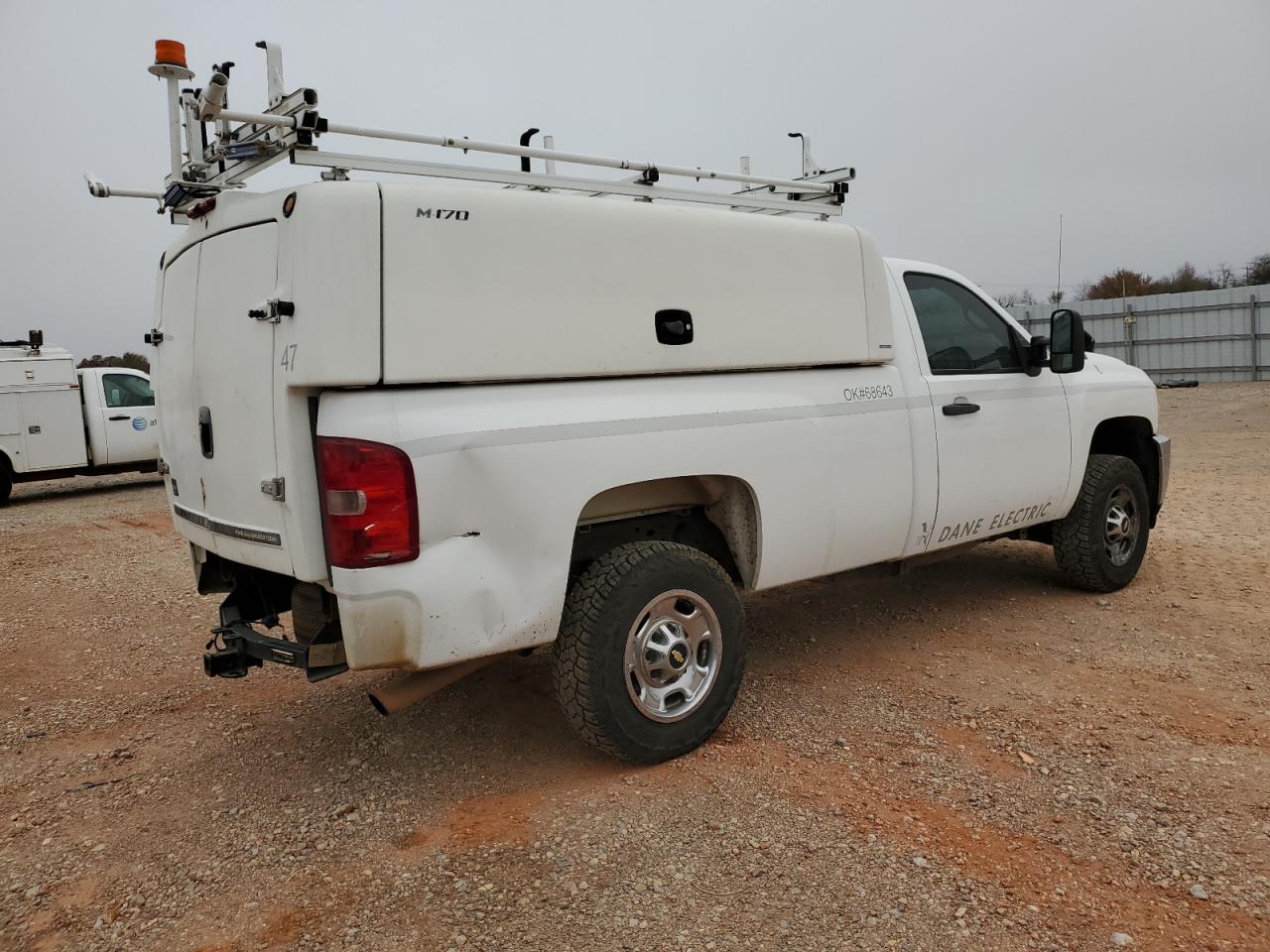 2011 Chevrolet Silverado - Image 3