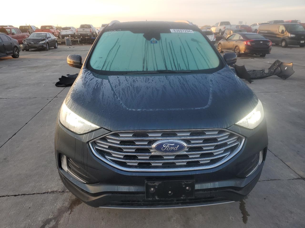 2022 Ford Edge - Image 5