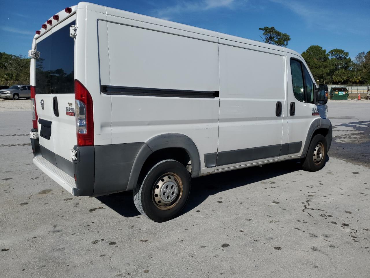 2017 RAM ProMaster City - Image 3