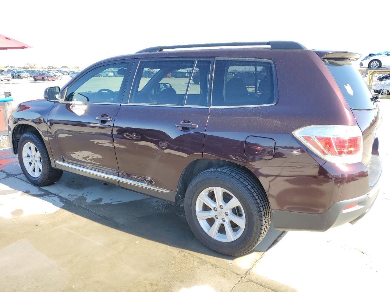 VIN 5TDZK3EH8DS094262 2013 TOYOTA HIGHLANDER no.2