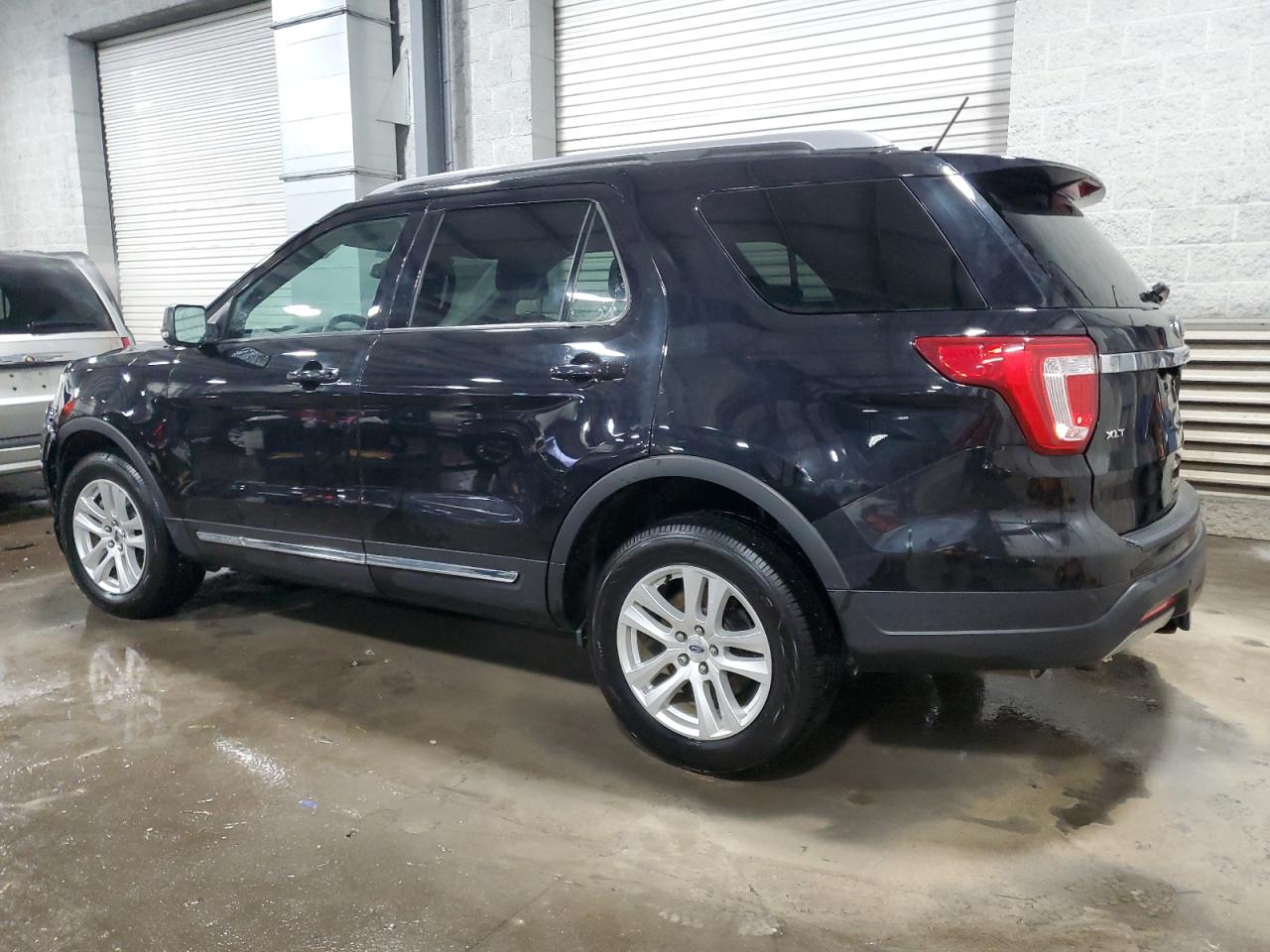 1FM5K8D8XKGA21684 2019 FORD EXPLORER - Image 2