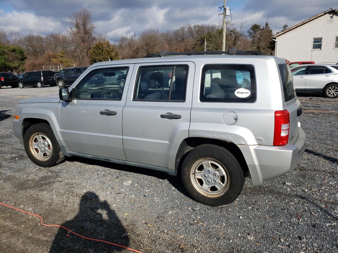 2010 Jeep Liberty (Patriot) - Image 2