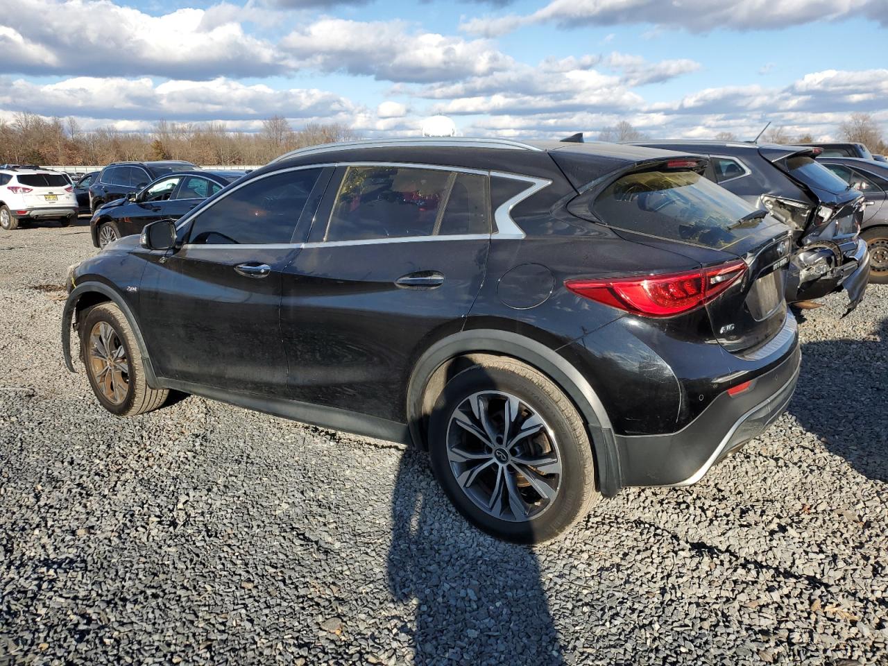 2017 Infiniti QX30 - Image 2