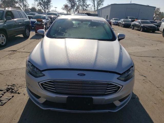  FORD FUSION 2018 Srebrny