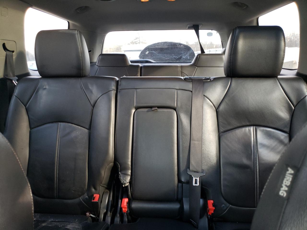2016 GMC Acadia - Image 10