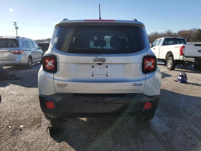  JEEP RENEGADE 2015 Srebrny