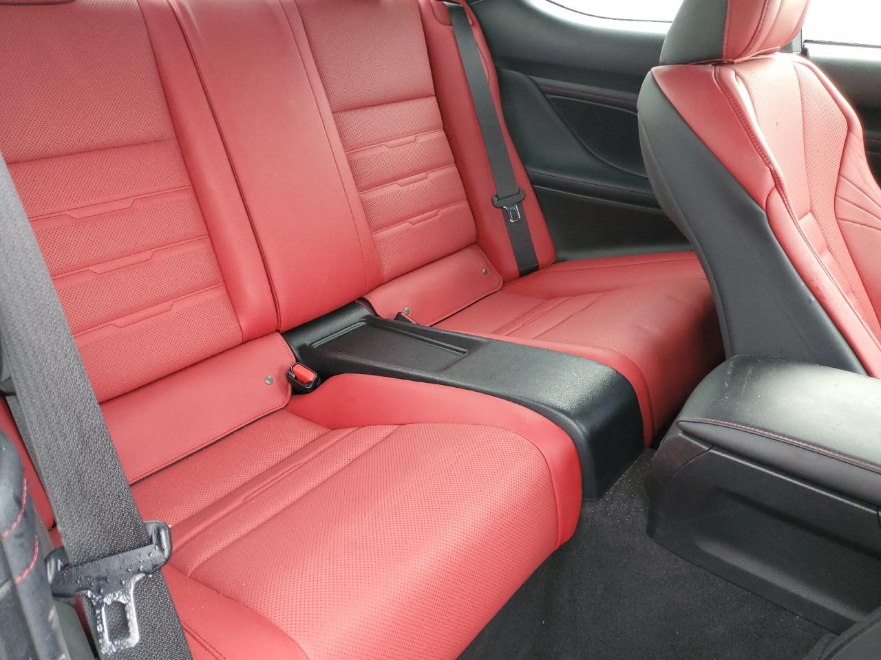 2020 Lexus RC - Image 10
