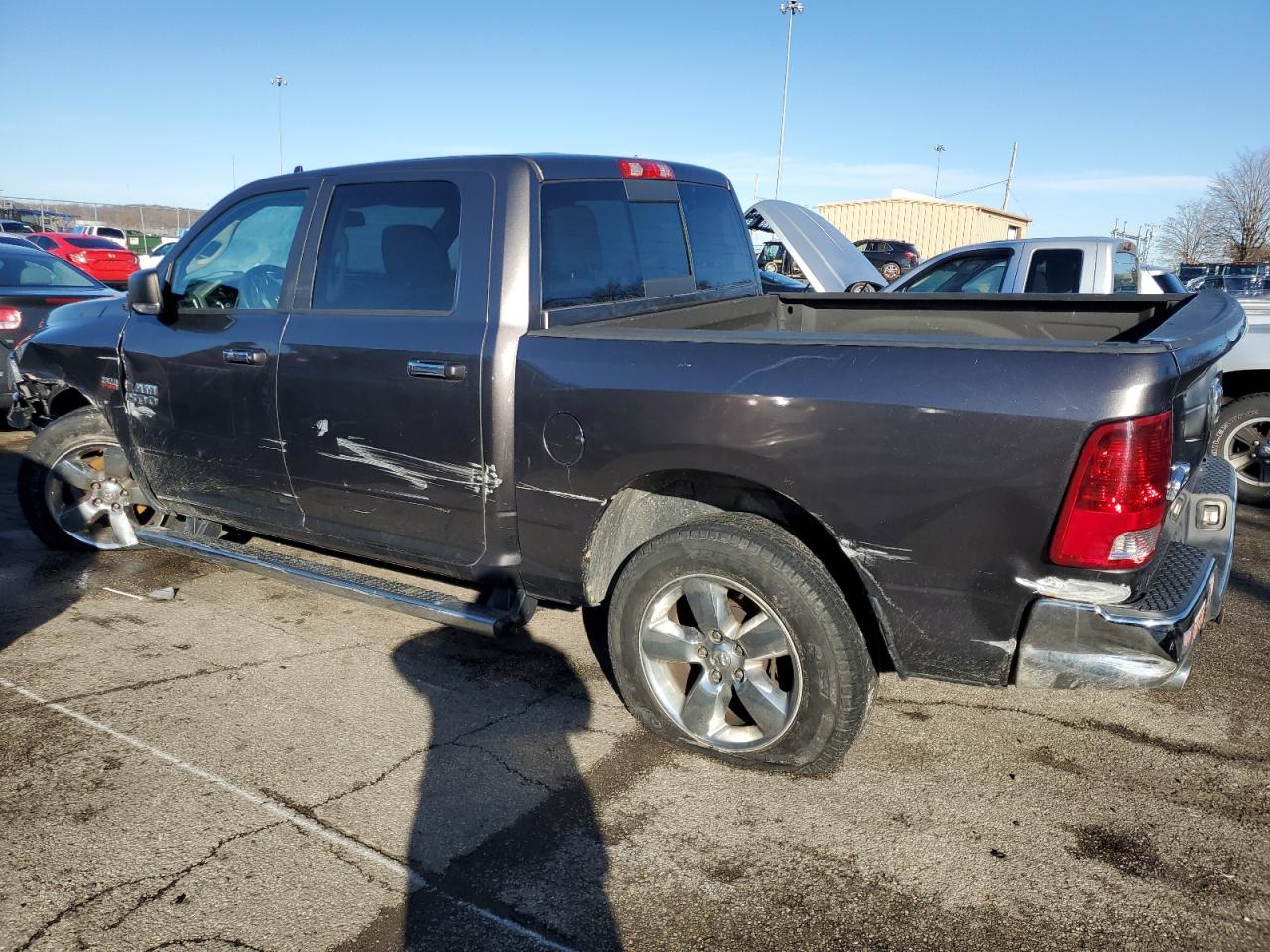 2015 RAM 1500 - Image 2