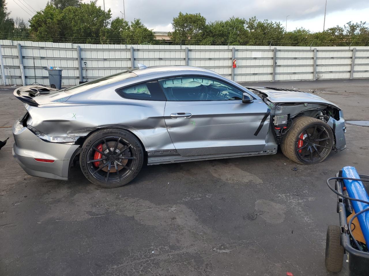2020 Ford Mustang - Image 3