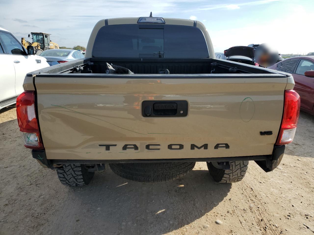 VIN 5TFAZ5CN9HX052115 2017 TOYOTA TACOMA no.6