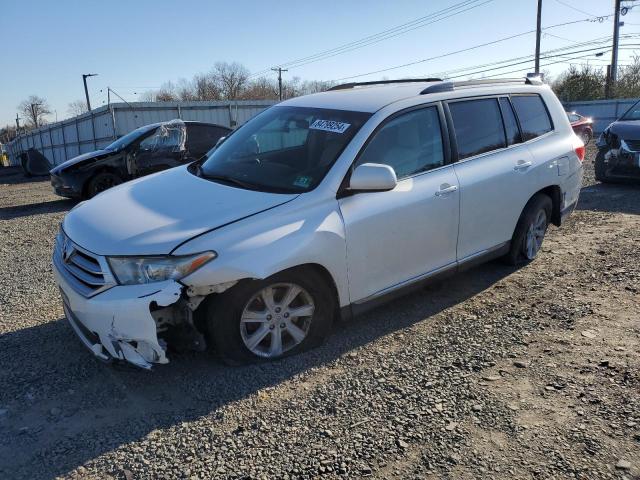  TOYOTA HIGHLANDER 2013 Белы