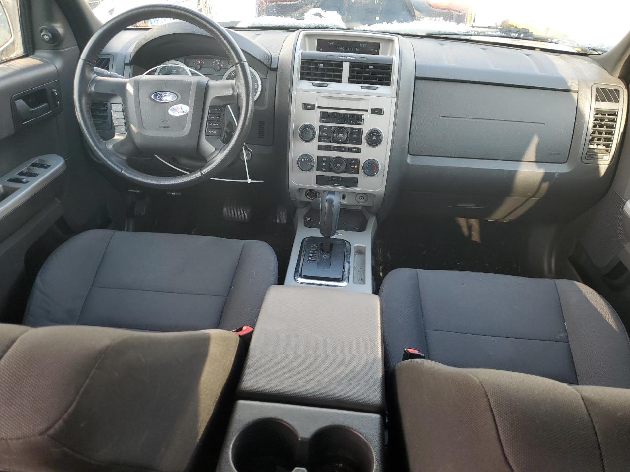 2011 Ford Escape - Image 8