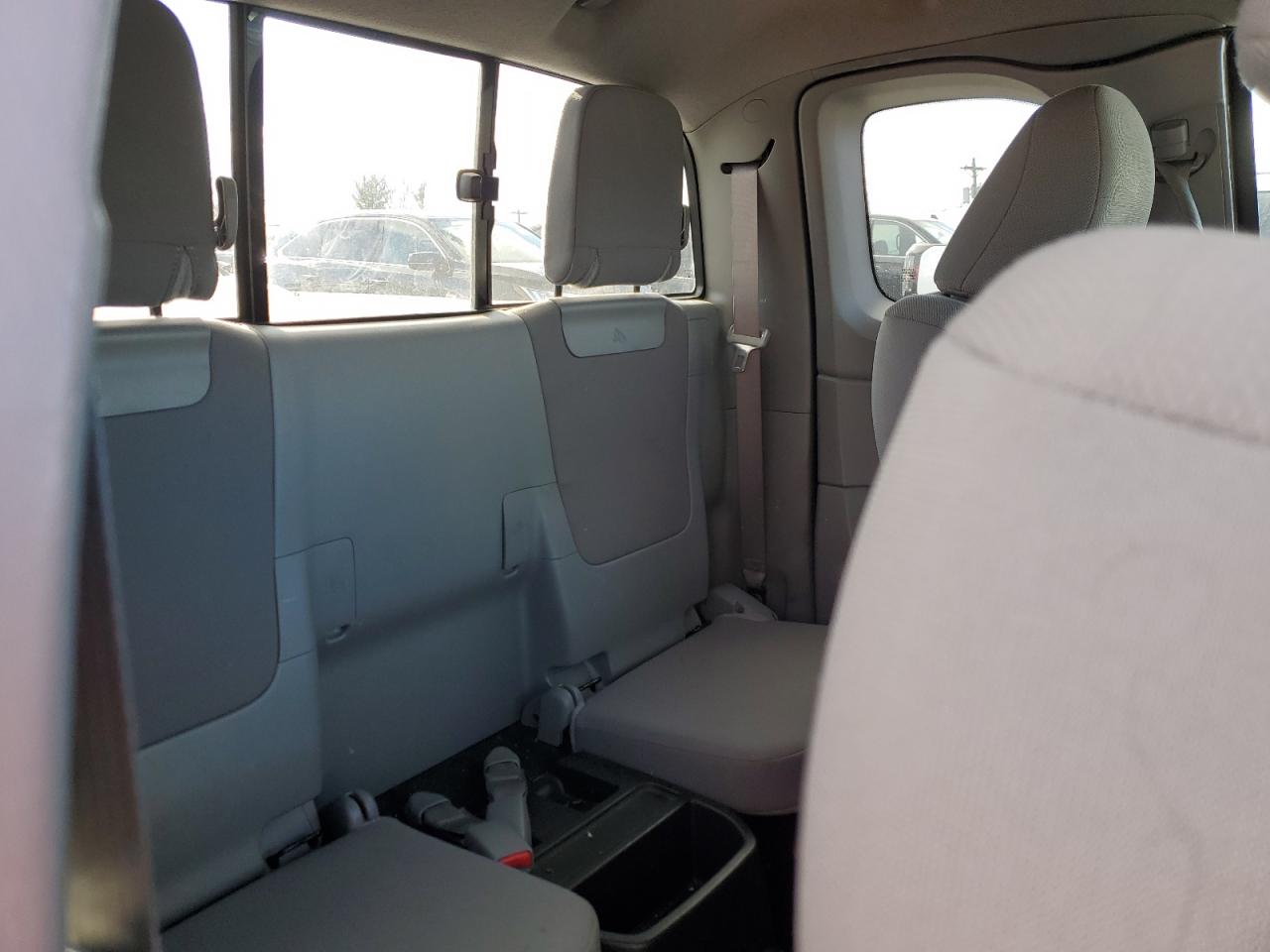 2012 Toyota Tacoma - Image 10