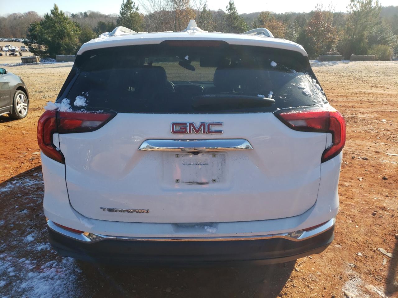 2020 GMC Terrain - Image 6