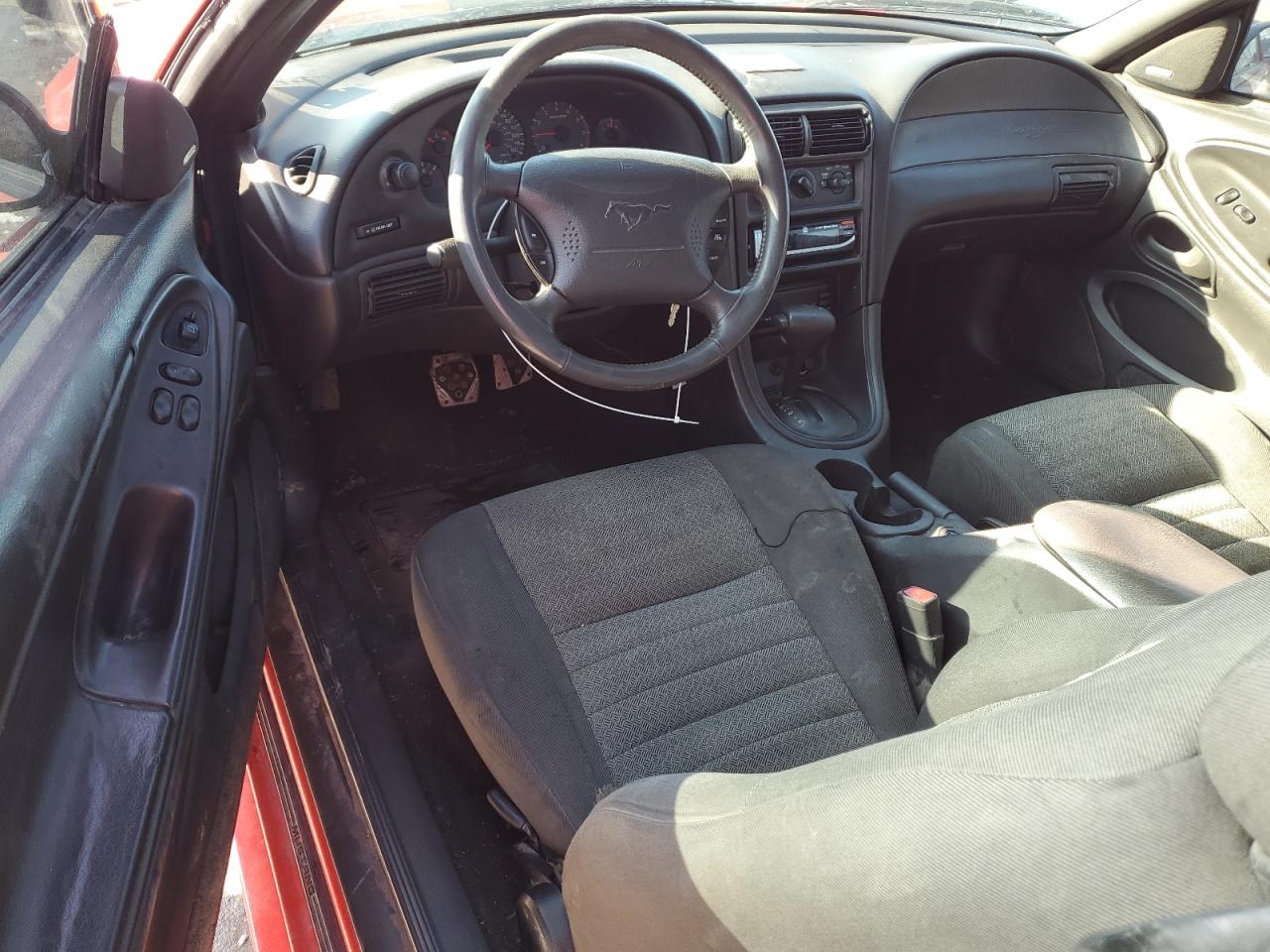 2000 Ford Mustang Gt VIN: 1FAFP42X8YF185596 Lot: 83088204