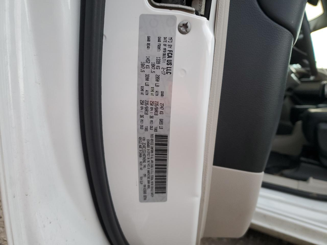 2017 Chrysler Pacifica - Image 13