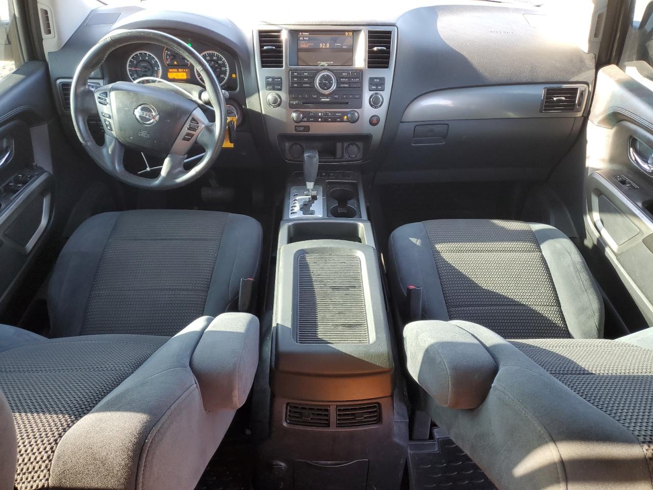 2015 Nissan Armada - Image 8