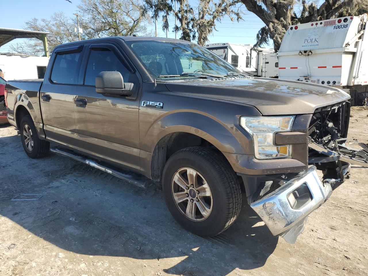 VIN 1FTEW1C82GFC88381 2016 FORD F-150 no.4