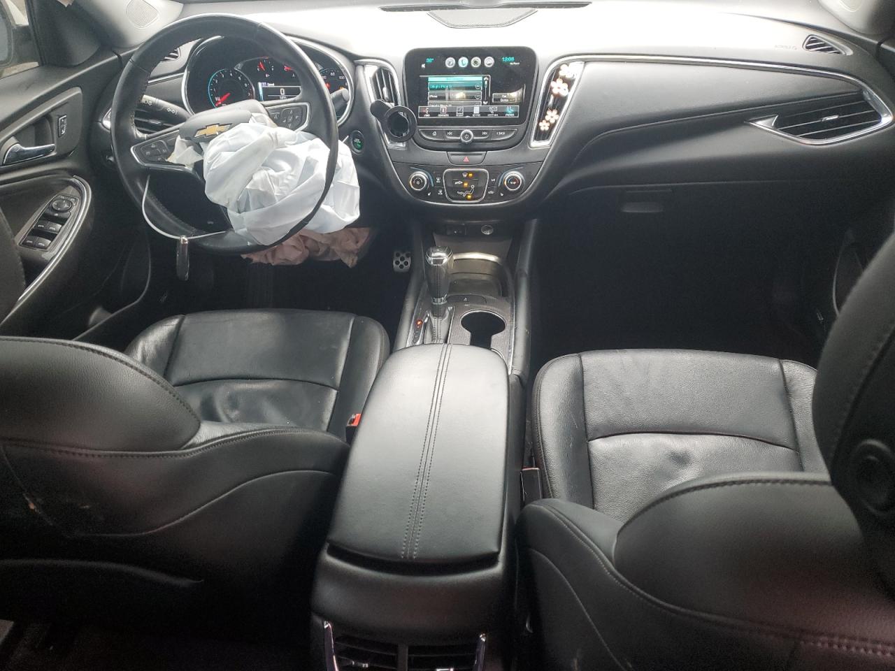 2016 Chevrolet Malibu - Image 8