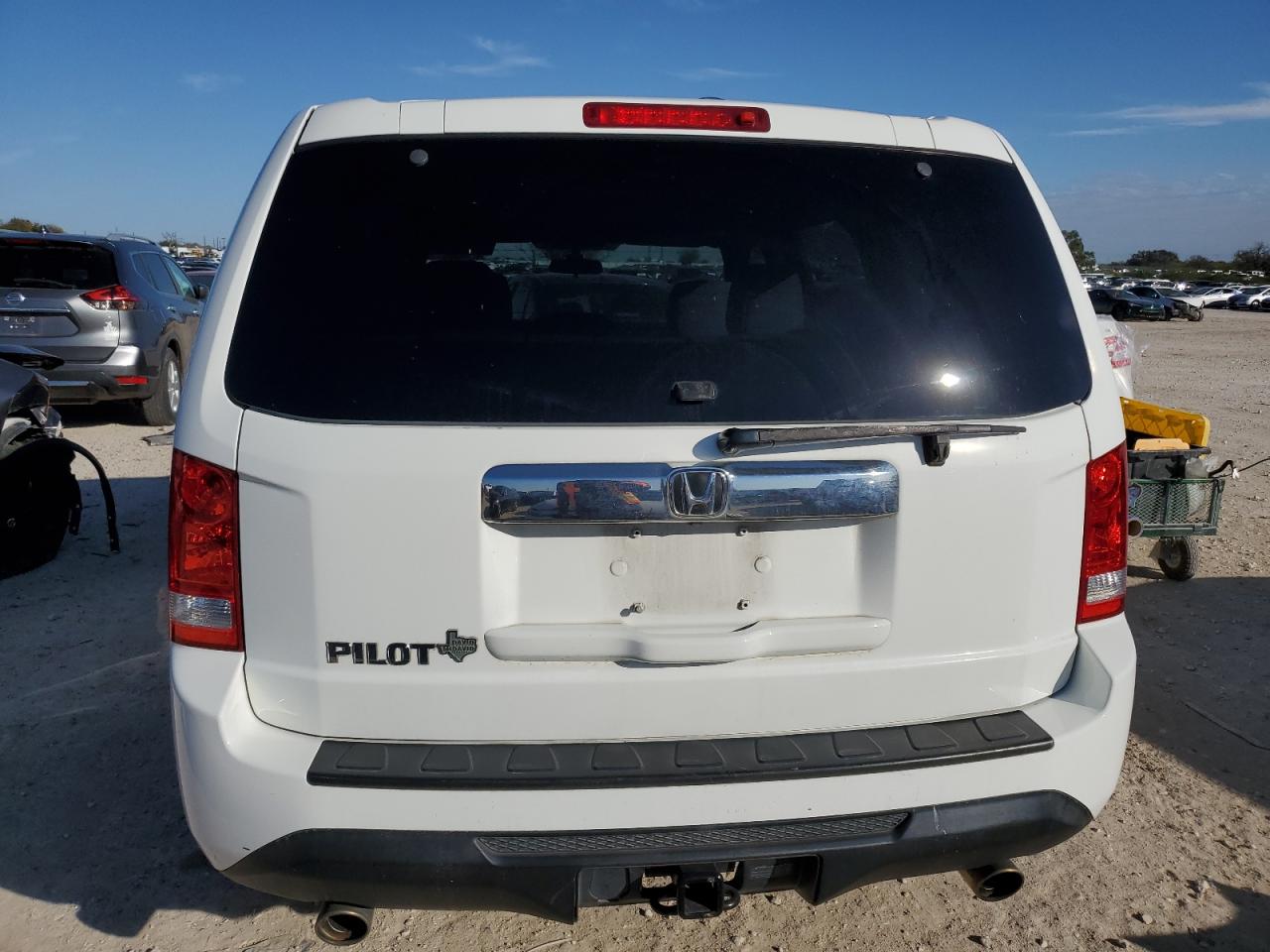 VIN 5FNYF3H4XFB024486 2015 HONDA PILOT no.6