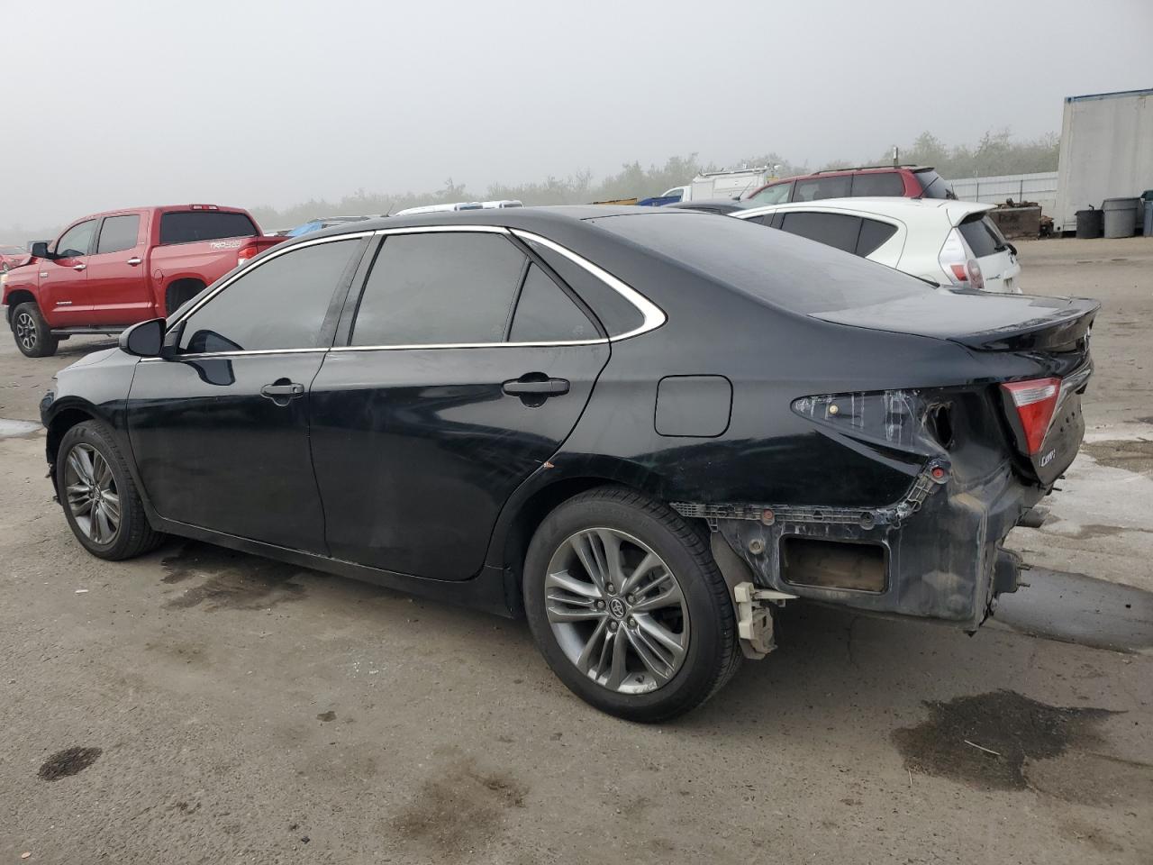 VIN 4T1BF1FK8HU306224 2017 TOYOTA CAMRY no.2