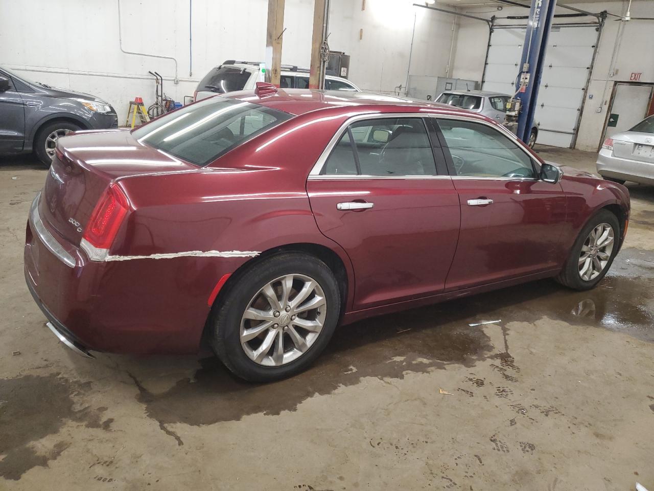 2017 Chrysler 300 - Image 3