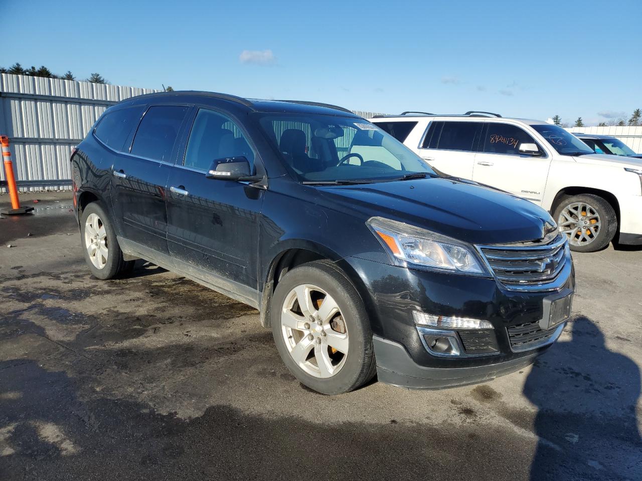 2017 Chevrolet Traverse - Image 4