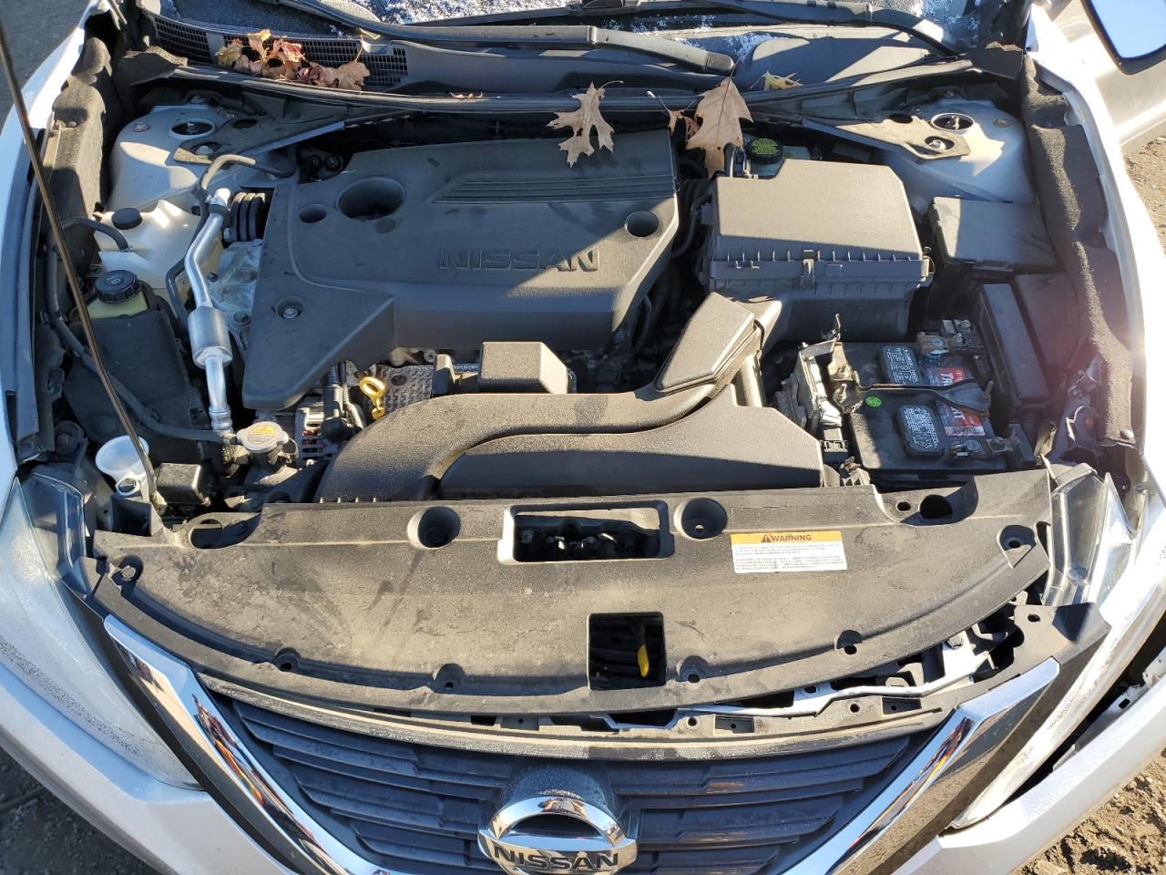2016 Nissan Altima - Image 12