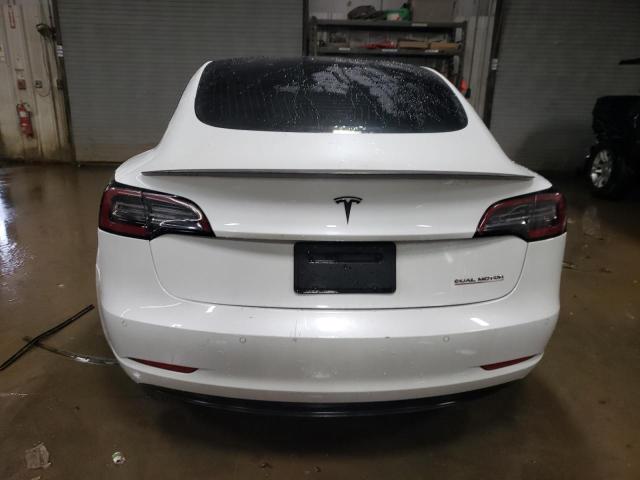  TESLA MODEL 3 2020 Белы