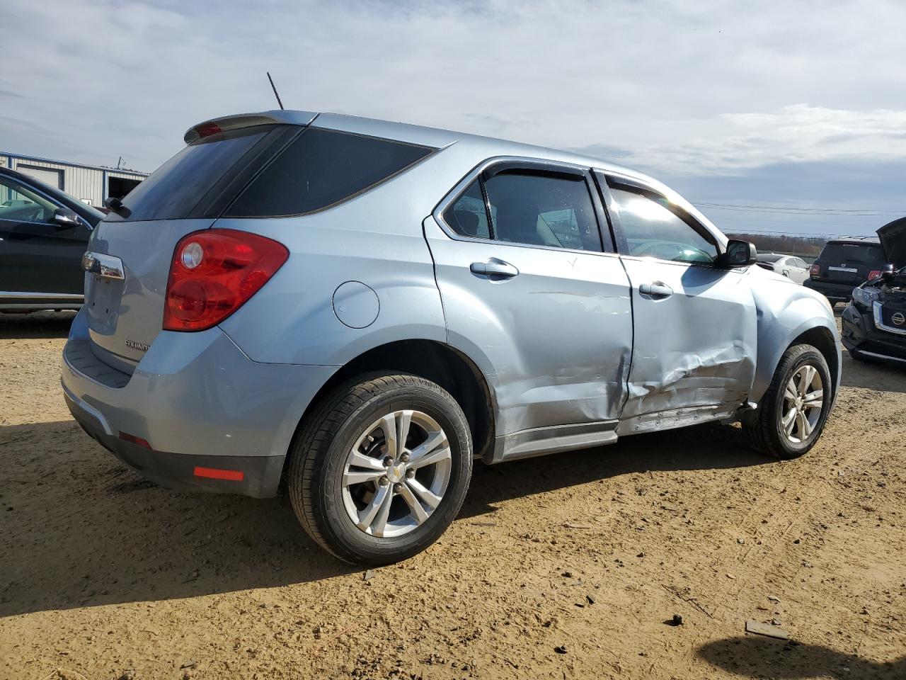 2015 Chevrolet Equinox - Image 3