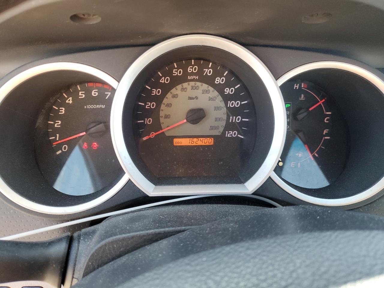 2005 Toyota Tacoma - Image 9