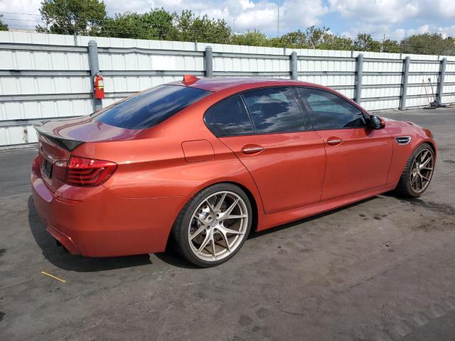 Sedans BMW M5 2014 Pomarańczowy