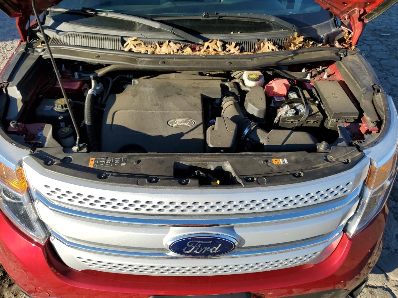 2015 Ford Explorer - Image 12