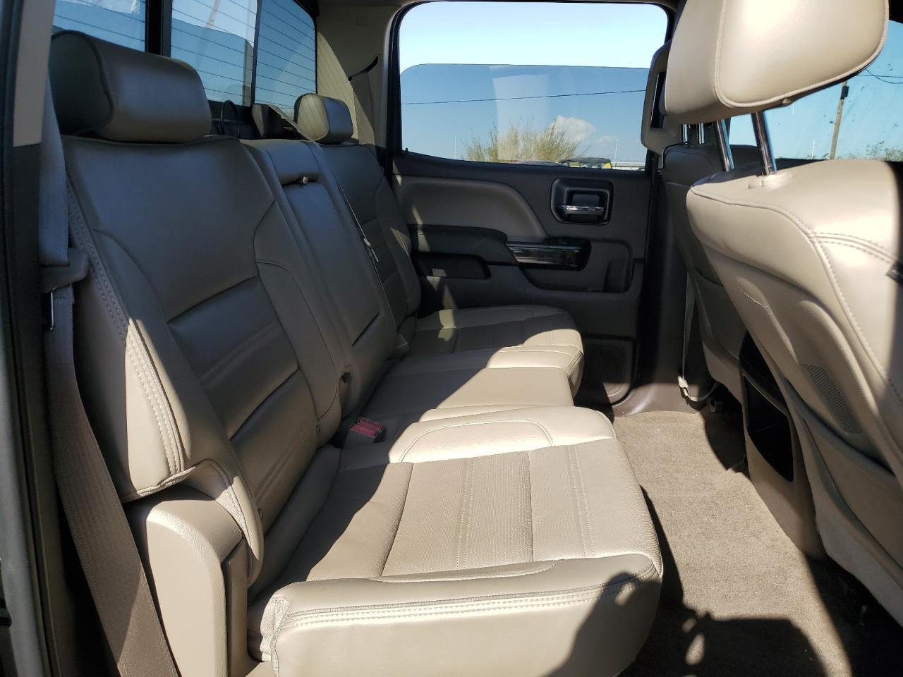 2015 GMC Sierra - Image 10
