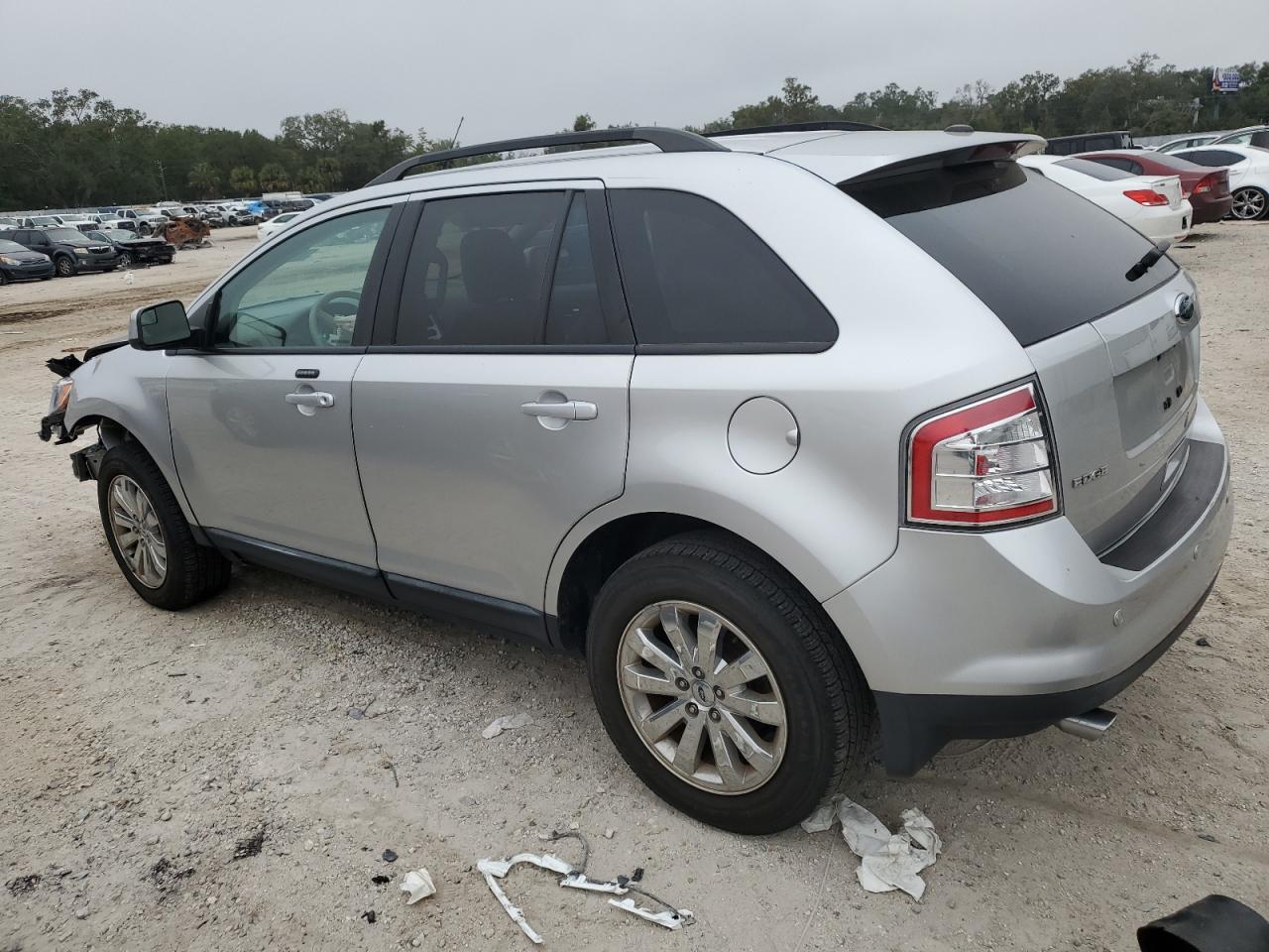 2010 Ford Edge - Image 2