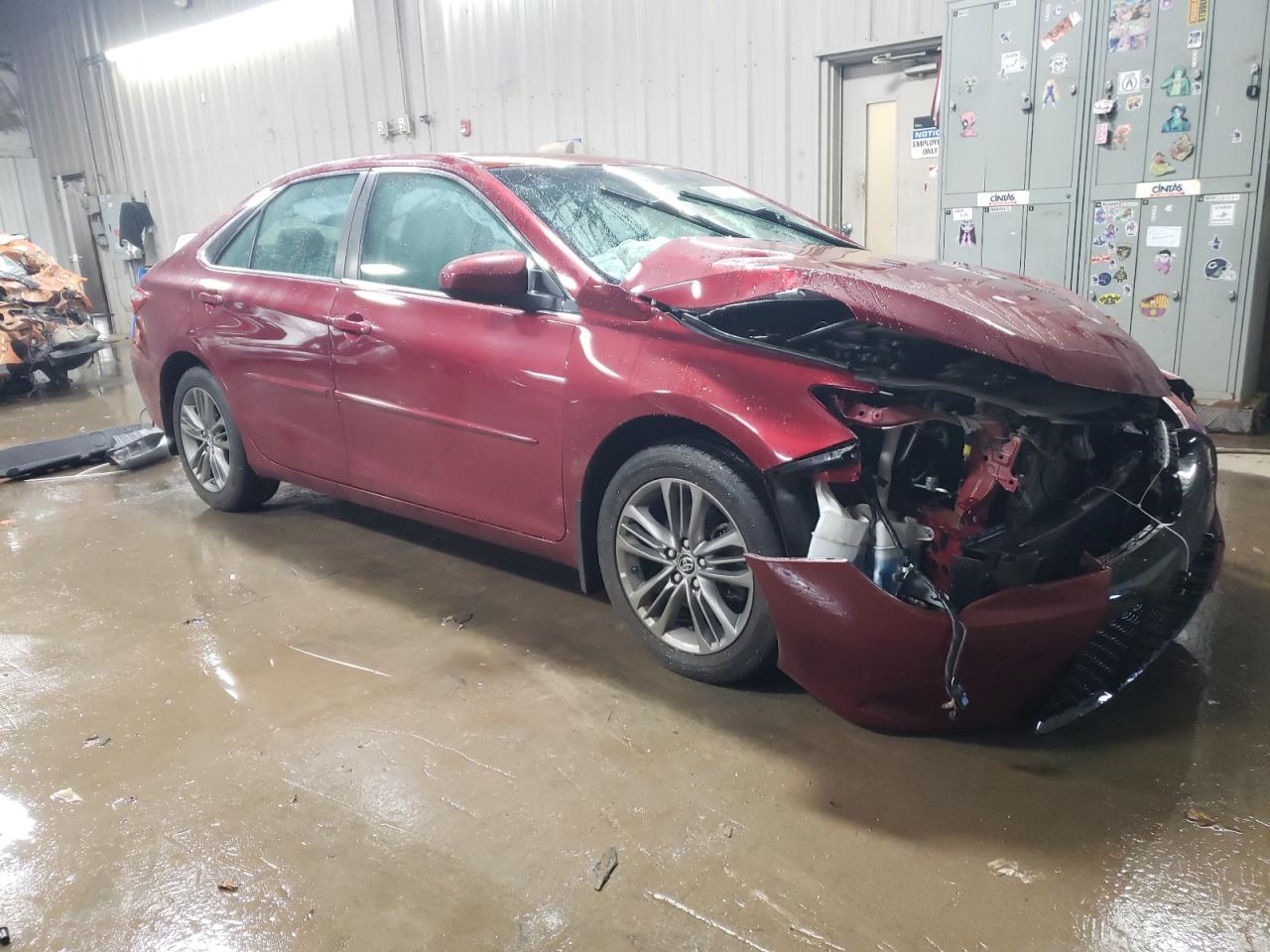 VIN 4T1BF1FK2GU503923 2016 TOYOTA CAMRY no.4